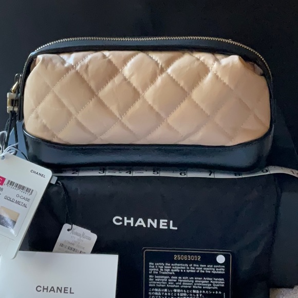 🌹 CHANEL O - CASE 🌹NWT 🌹 - Picture 9 of 16